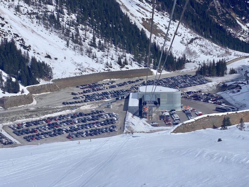 Innsbruck Ski + City, Stubai. Image © PlanetSKI